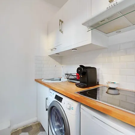 Cosy For 2p - In The Heart Of The 11th Apartament
